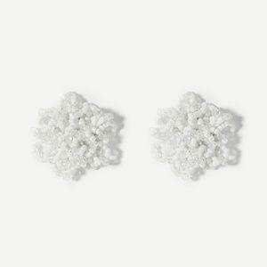 ELSA White Beaded Cluster Earring